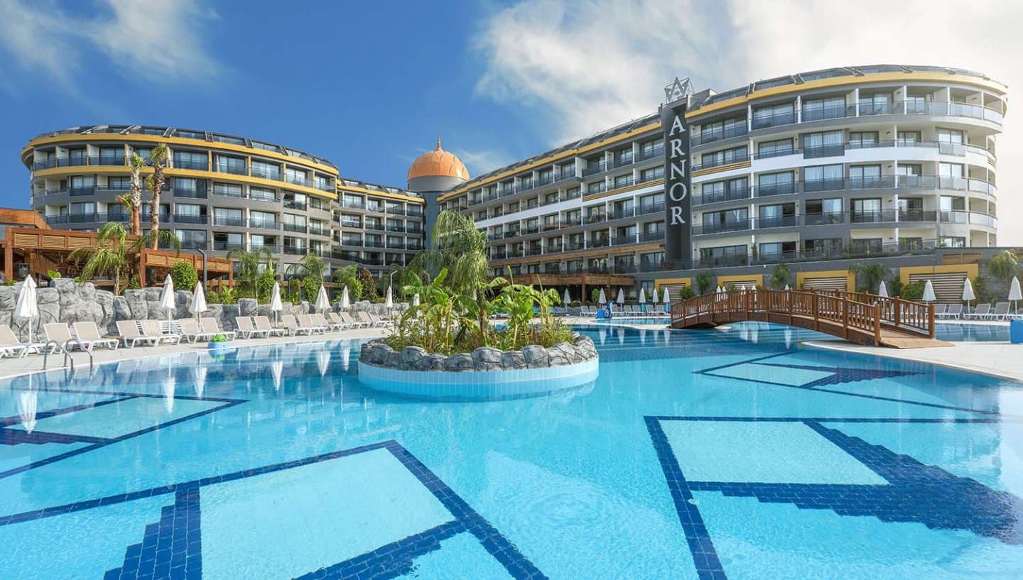 Arnor Deluxe Hotel & SPA